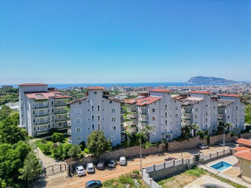 Orient Hill (Komplett möblierte 3+1-Maisonette-Wohnung zum Verkauf in Oba)