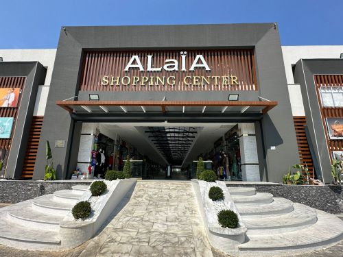 Alaia Shopping Center Türkler